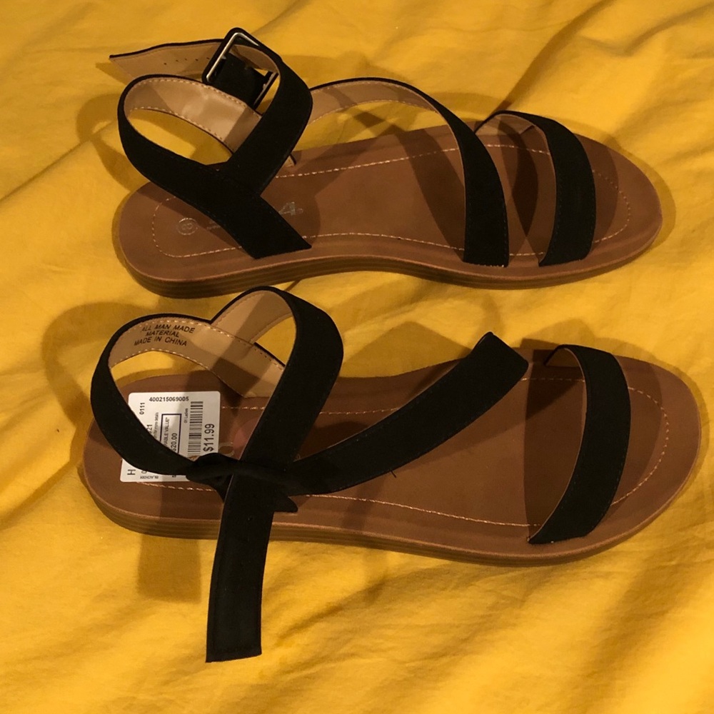 Sandals - Picture 2 of 2